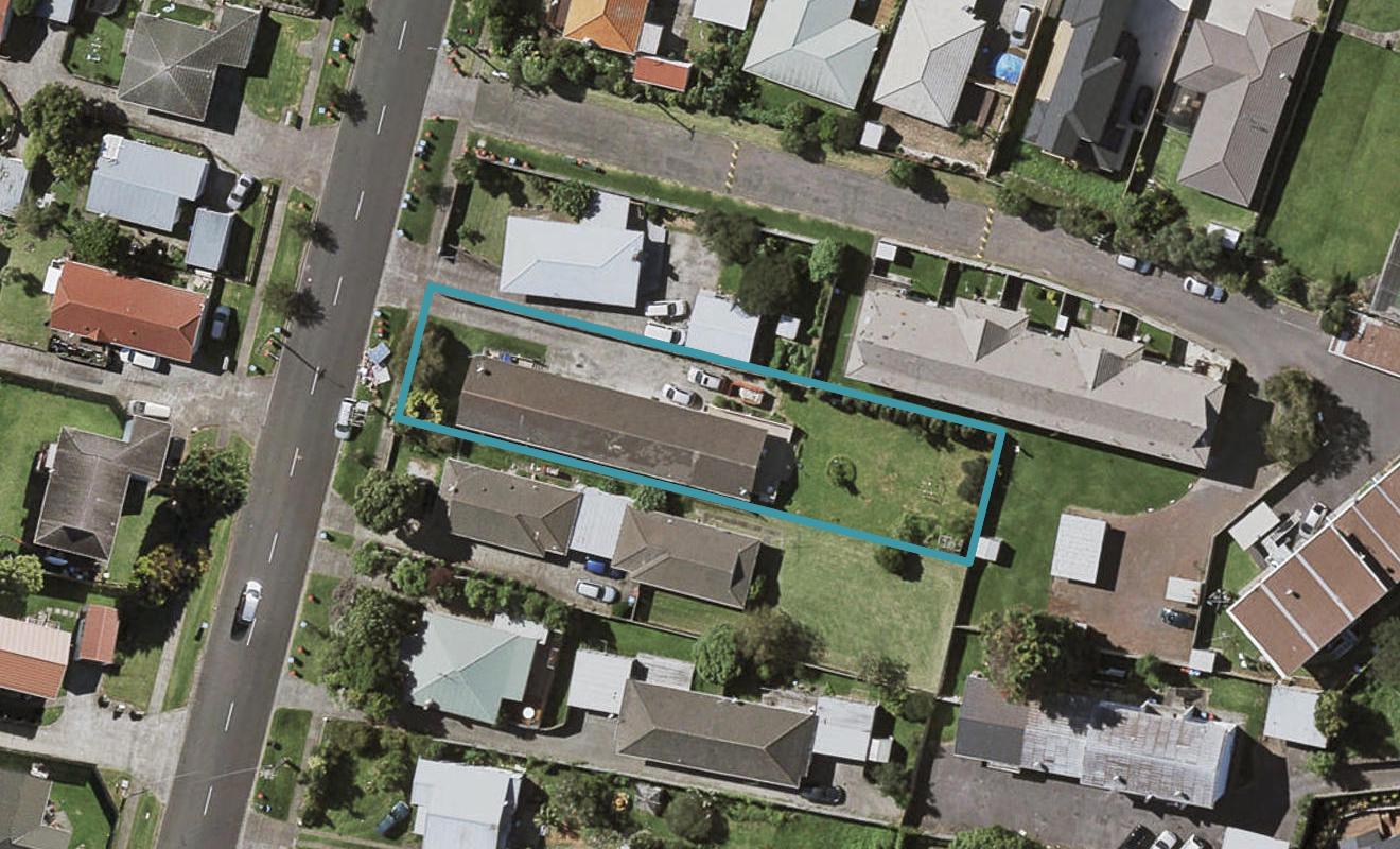 1/72 Ferndale Road, Mount Wellington, Auckland - Carousel 1