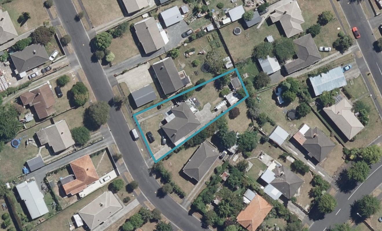 10 Paul Crescent, Fairfield, Hamilton - Carousel 1