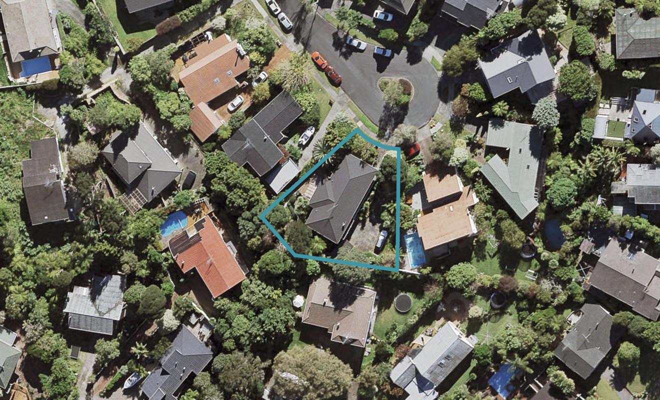 31 Calman Place, Chatswood, Auckland - Carousel 1