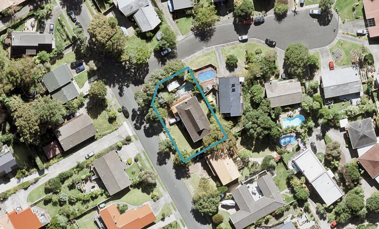 17 Waiau Street, Torbay, Auckland - Carousel 1