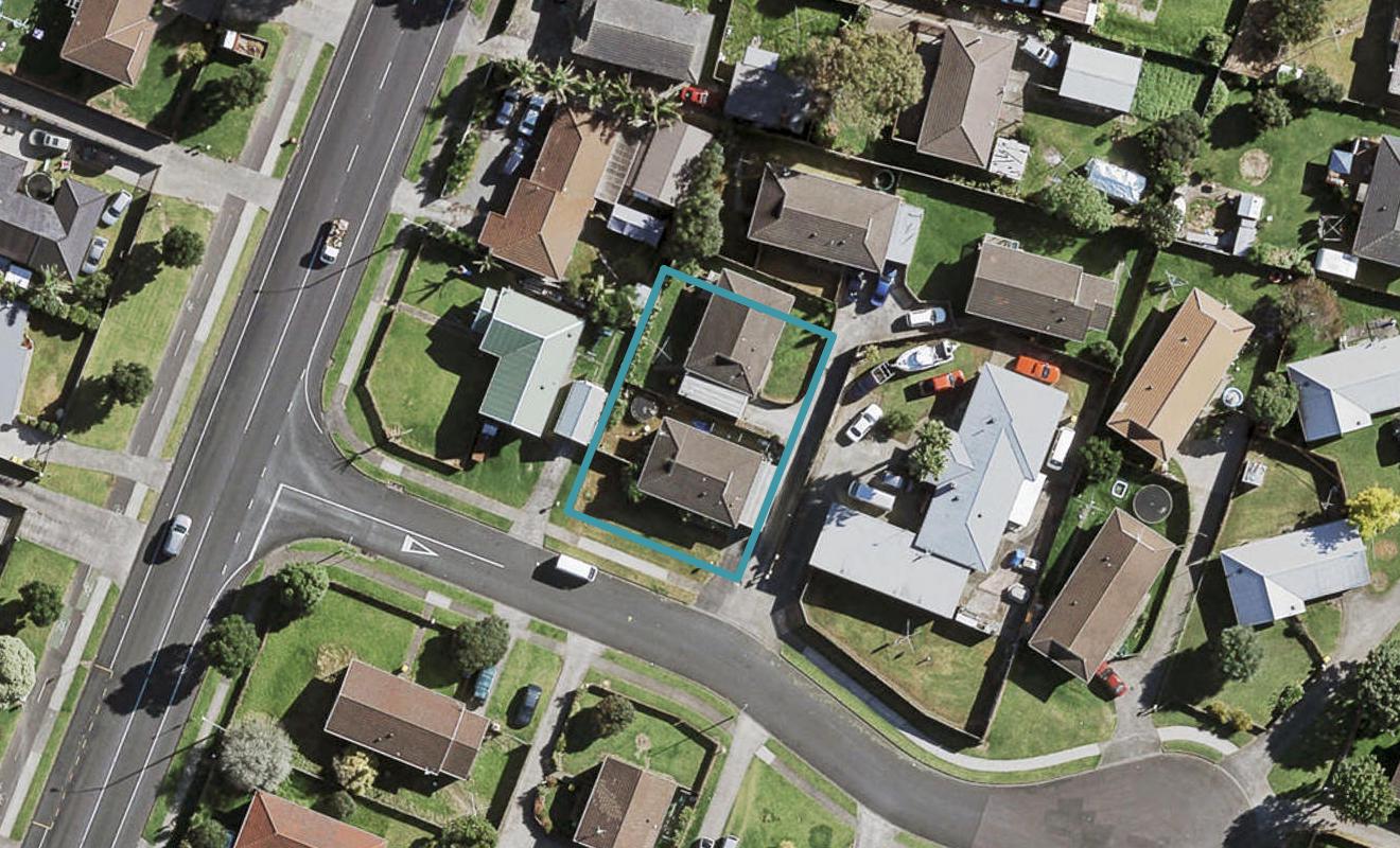 4 Gila Place, Weymouth, Auckland - Carousel 1