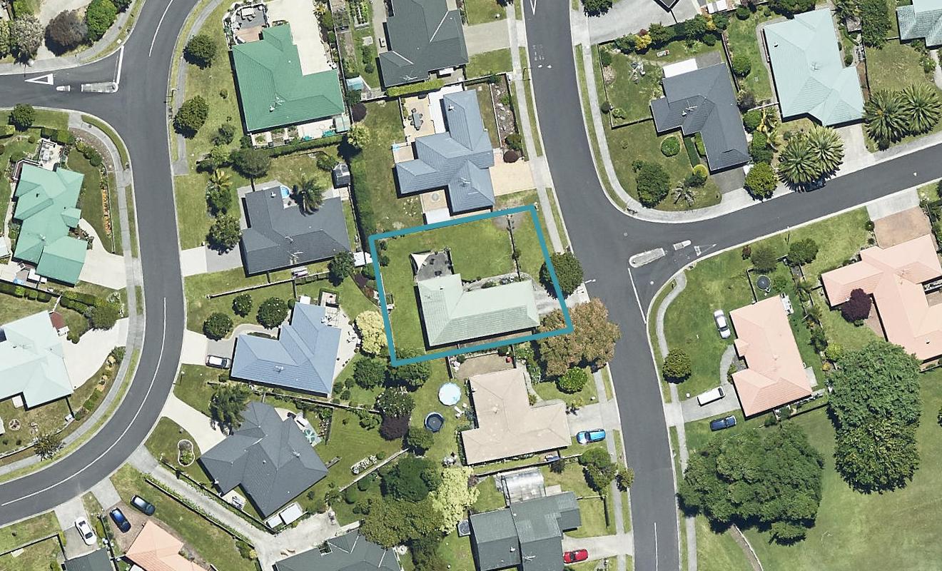 32 Pelorus Street, Welcome Bay, Tauranga - Carousel 1