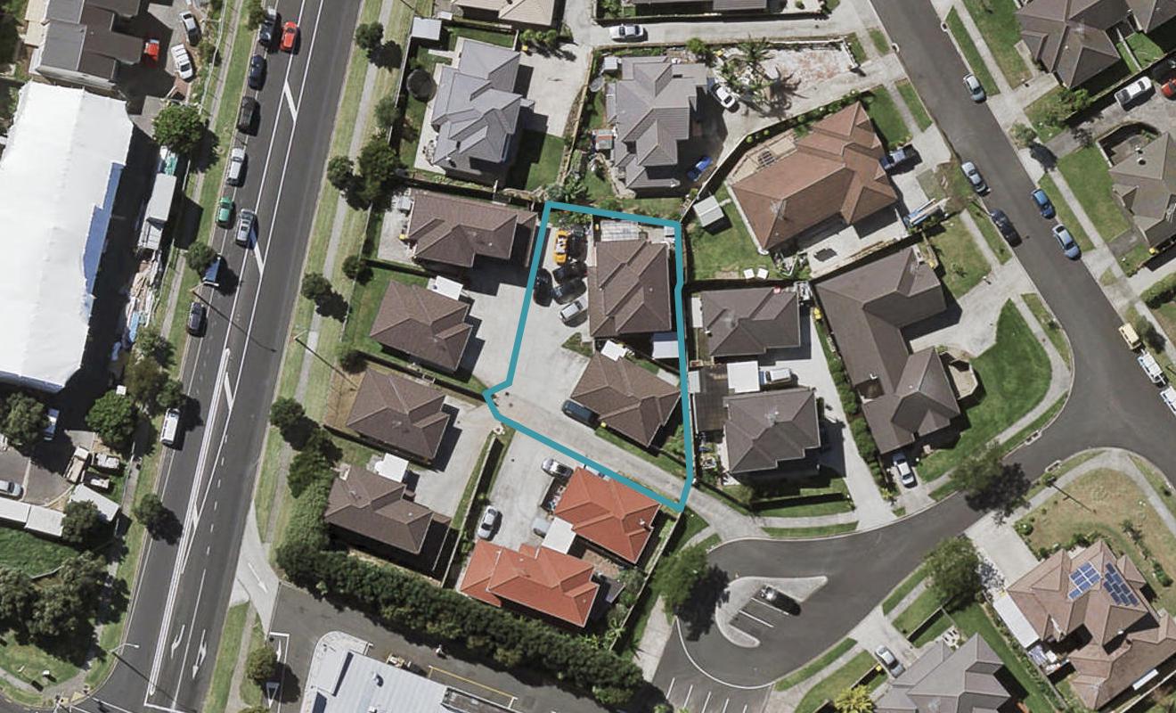 5 Liscooly Place, Flat Bush, Auckland - Carousel 1