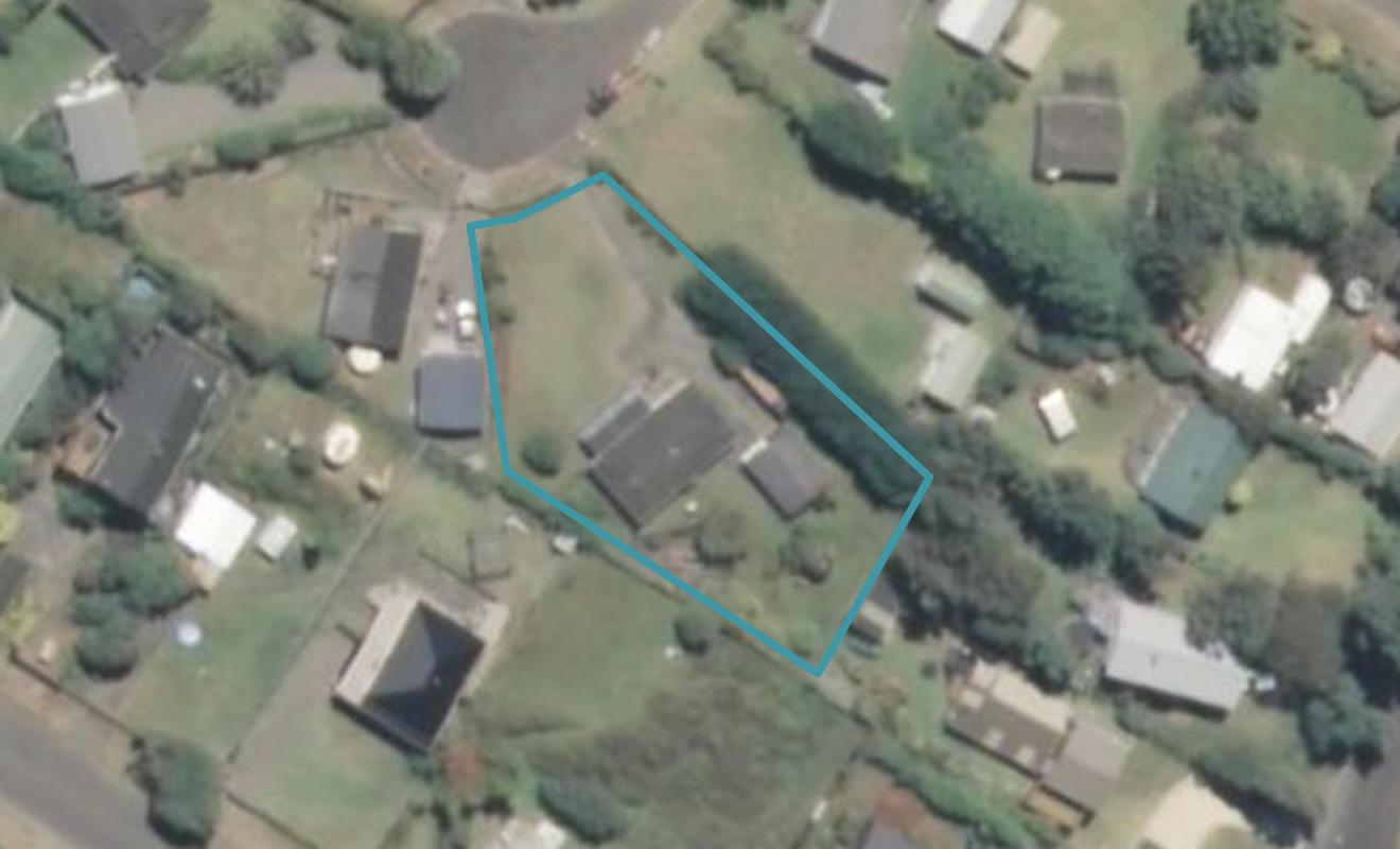 6 Norna Grove, Waikawa Beach, Levin - Carousel 1