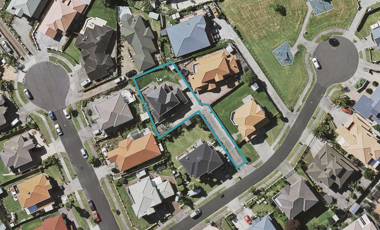 6 Macadamia Close, Goodwood Heights, Auckland - Carousel 1