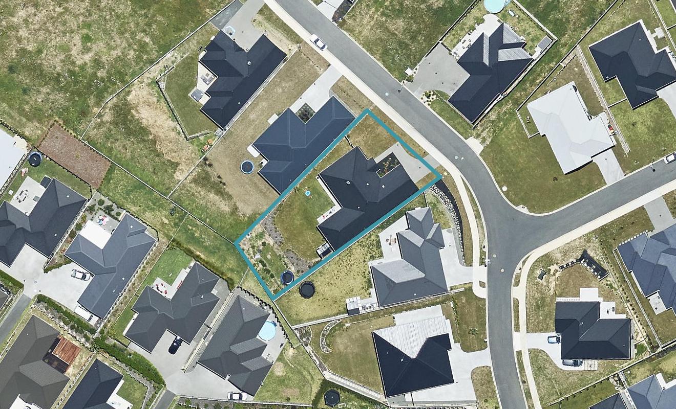 11 Moira Close, Welcome Bay, Tauranga - Carousel 1
