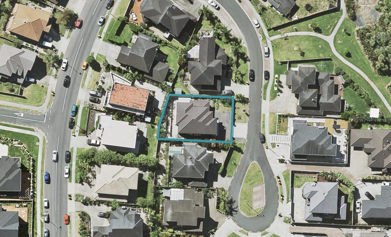 5 Lismore Way, Oteha, Auckland - Carousel 1