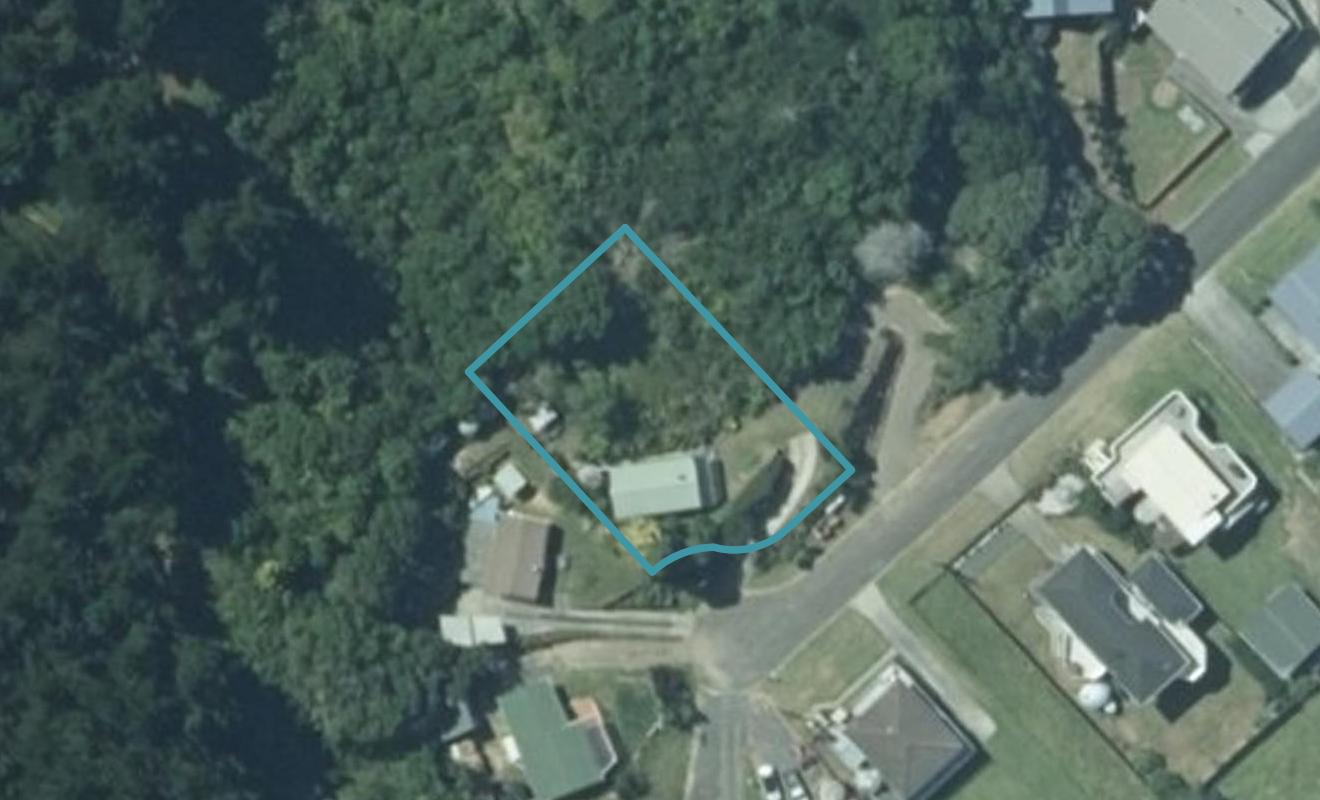 10 Calder Place, Opito Bay, Whitianga - Carousel 1