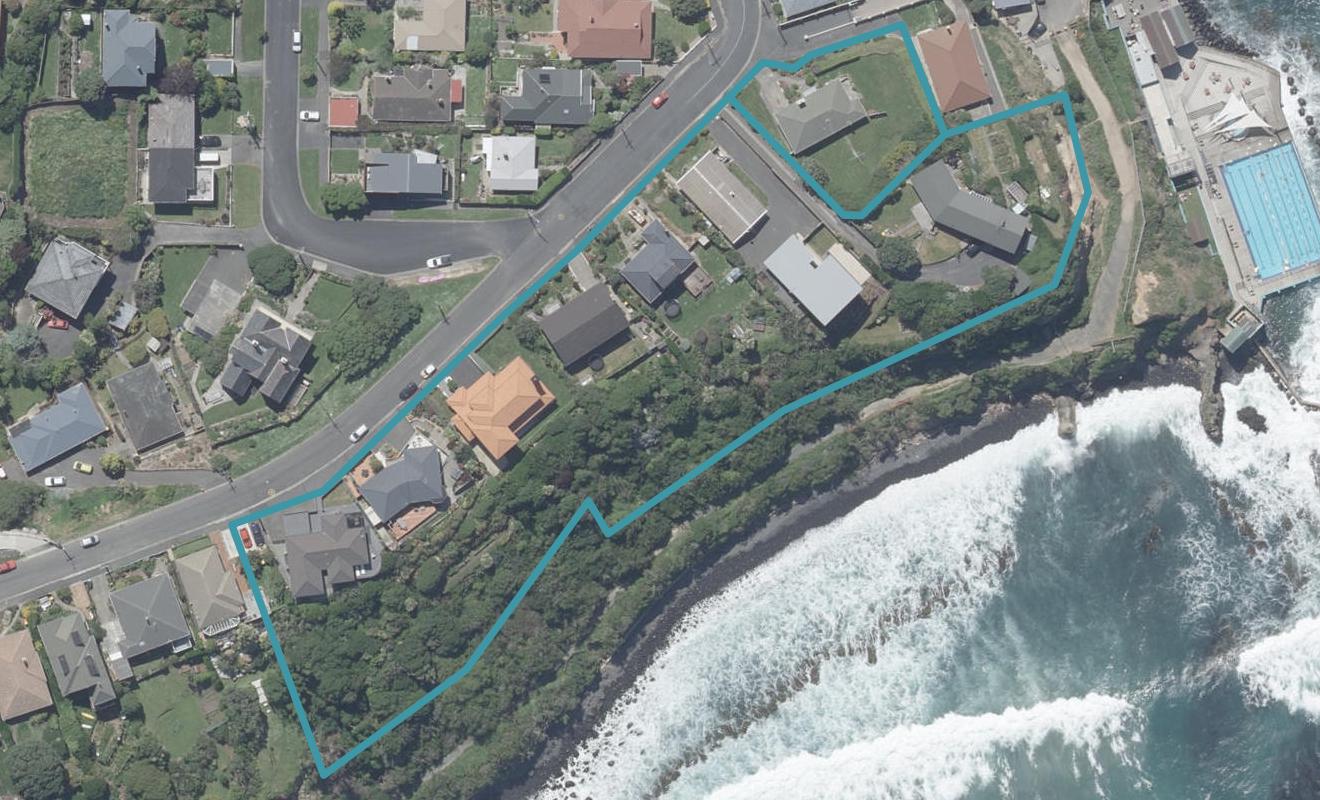 37 Cliffs Road, Saint Clair, Dunedin - Carousel 1