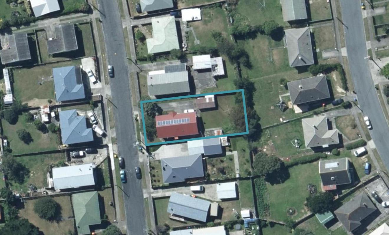 31 Levant Street, Cannons Creek, Porirua - Carousel 1