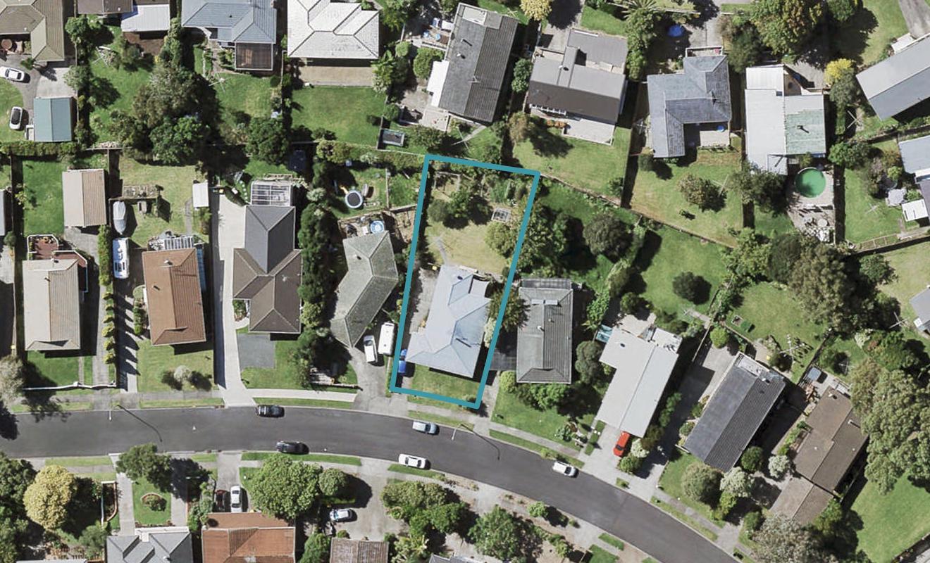 24 Jade Avenue, Pakuranga Heights, Auckland - Carousel 1