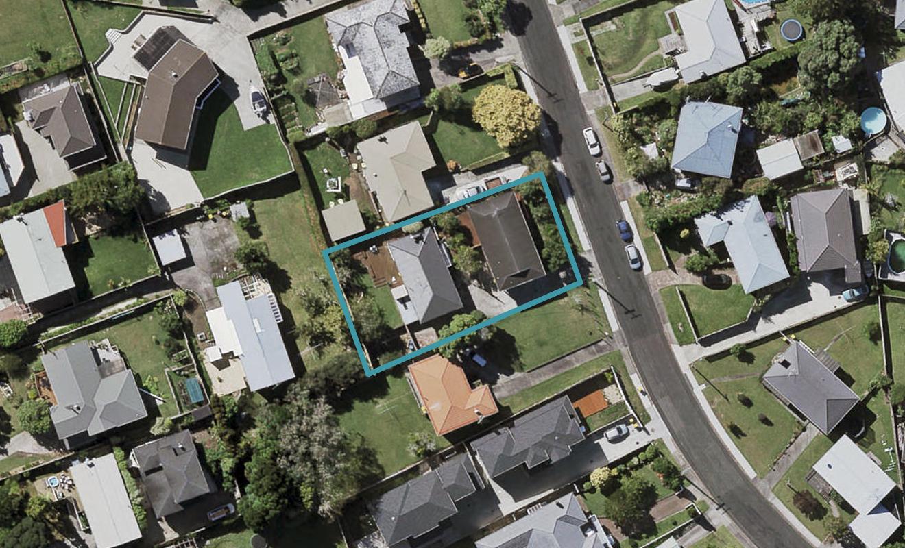2/10 Meadowvale Avenue, Forrest Hill, Auckland - Carousel 1
