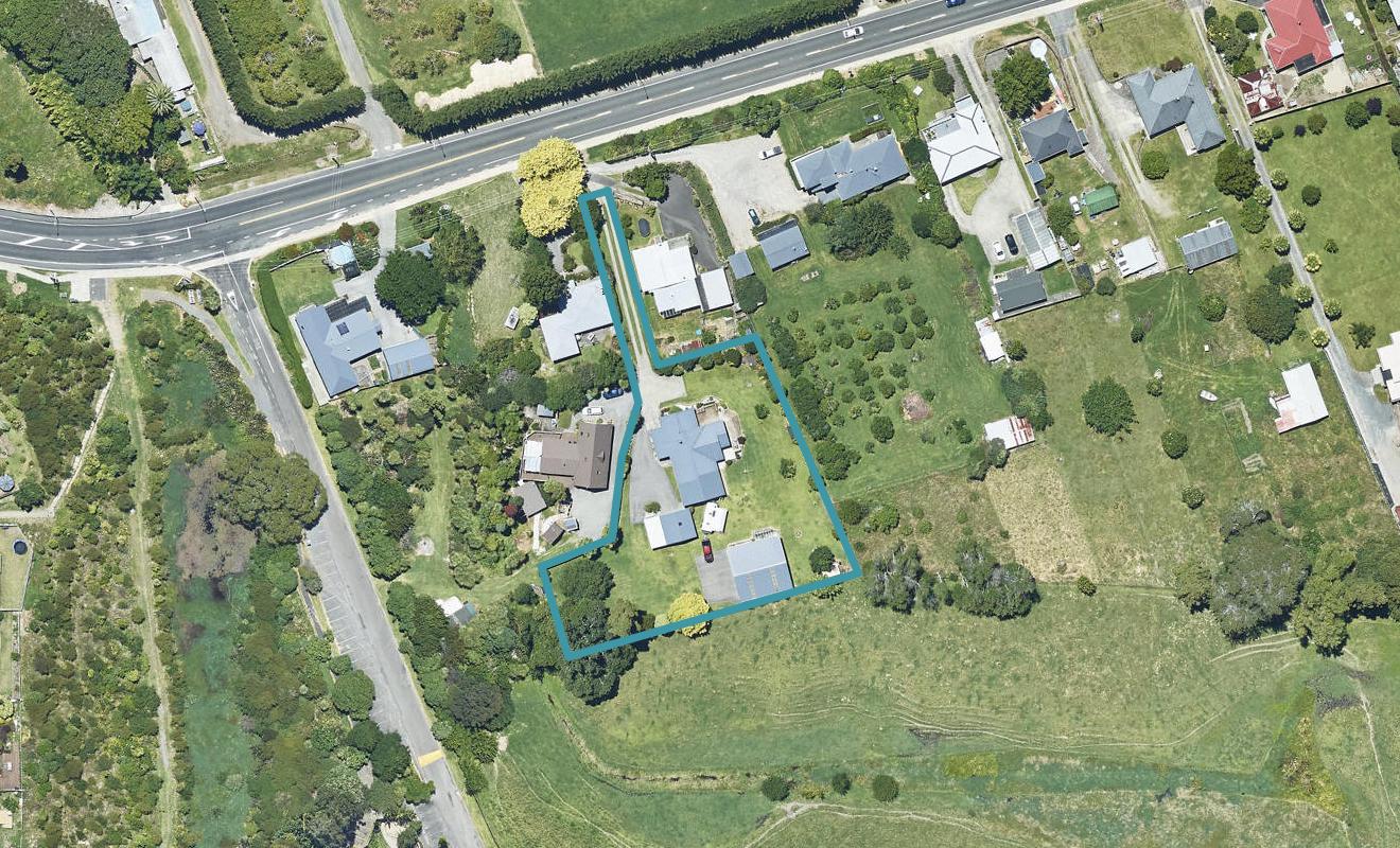372 Welcome Bay Road, Welcome Bay, Tauranga - Carousel 1