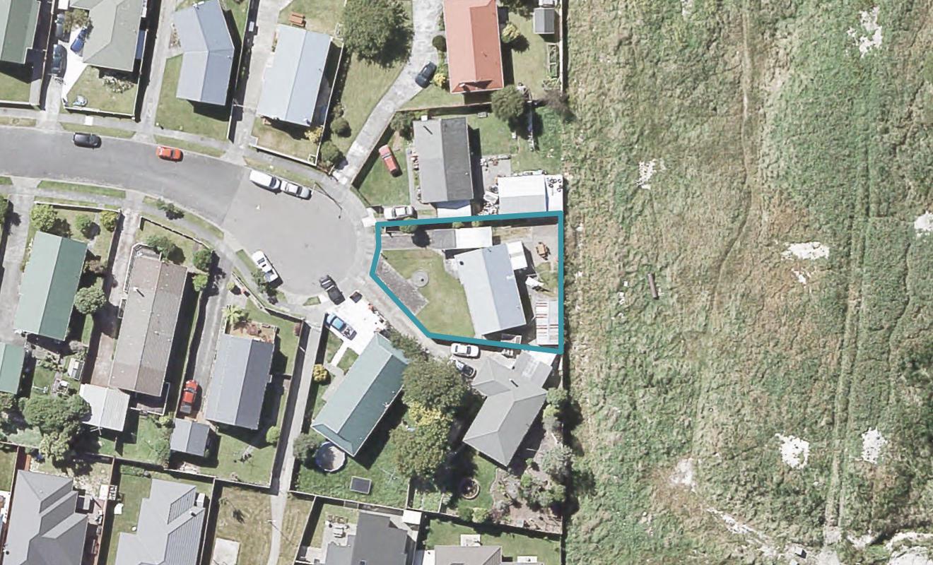 21 Rakaia Grove, Wainuiomata, Lower Hutt - Carousel 1