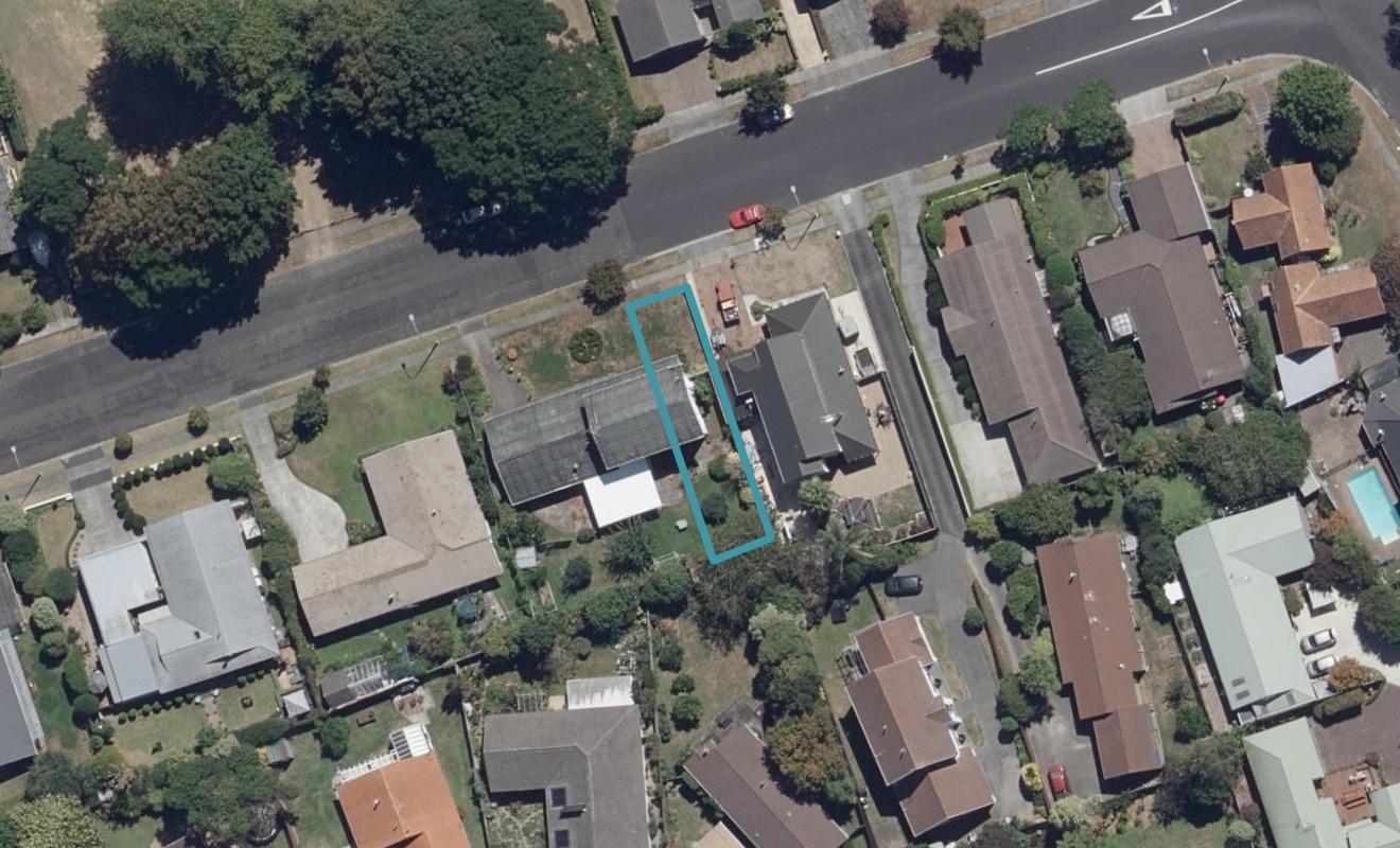 4/62 Chedworth Avenue, Chedworth, Hamilton - Carousel 1