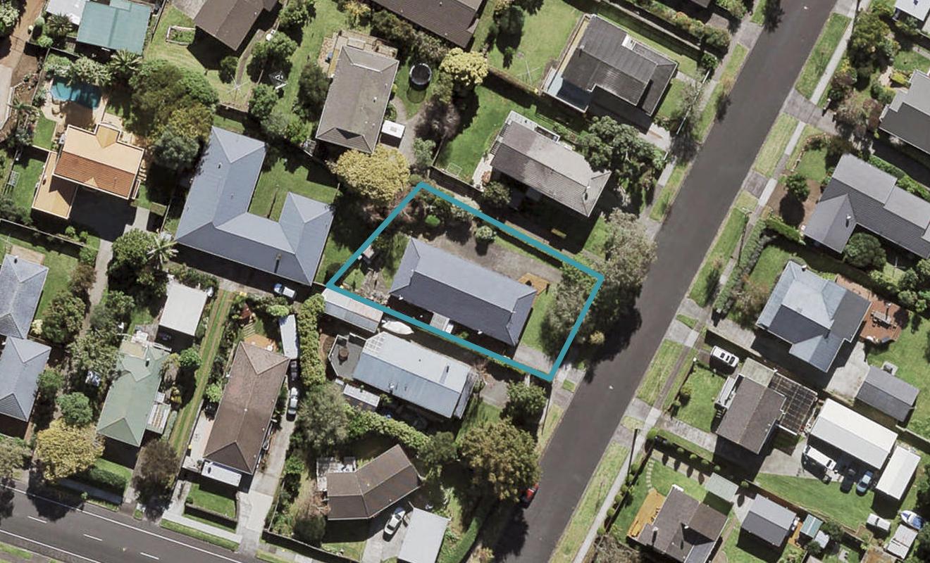 2/22 Seaforth Avenue, Mangere Bridge, Auckland - Carousel 1