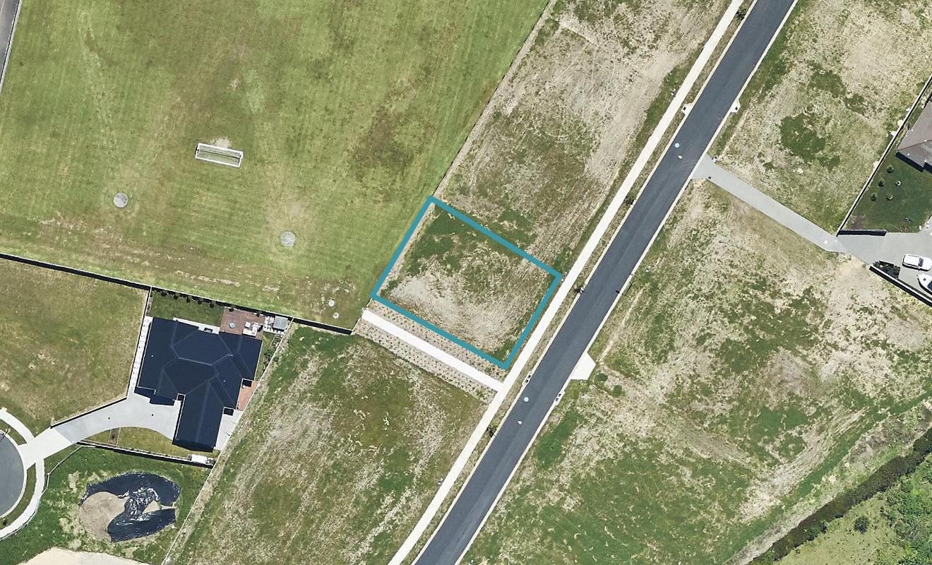 15 Hanlow Place, Pyes Pa, Tauranga - Carousel 1