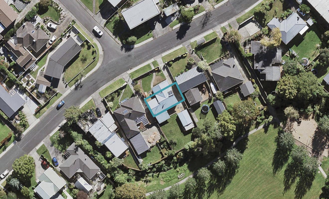 12A Mountbatten Avenue, Hillcrest, Auckland - Carousel 1