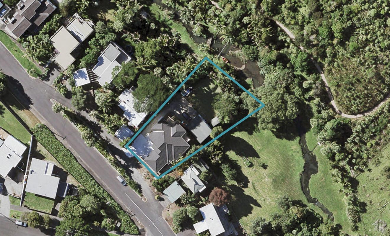 56 Robley Crescent, Glendowie, Auckland - Carousel 1