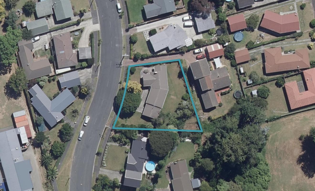 19 Berkley Avenue, Hillcrest, Hamilton - Carousel 1