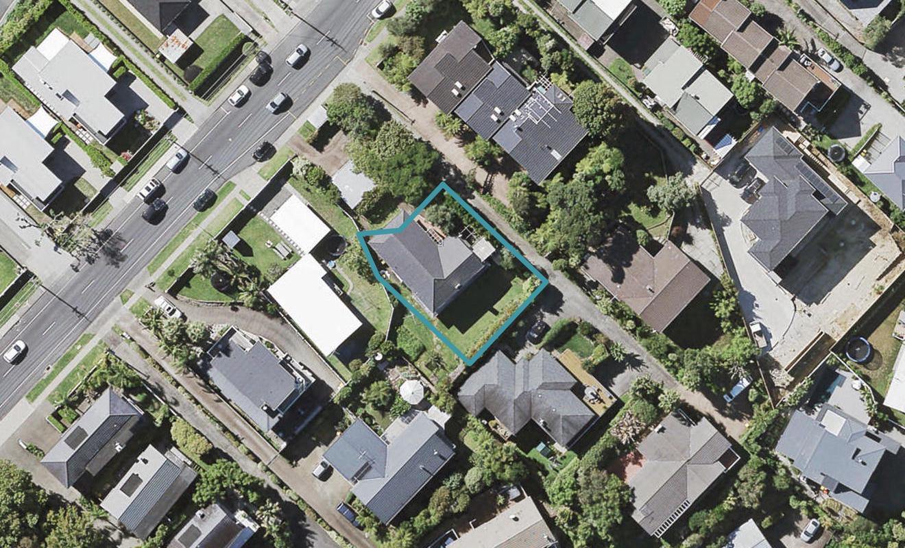 45A Aberdeen Road, Castor Bay, Auckland - Carousel 1
