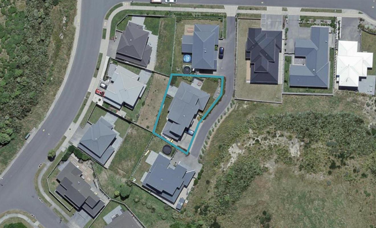 6 Foxham Terrace, Churton Park, Wellington - Carousel 1