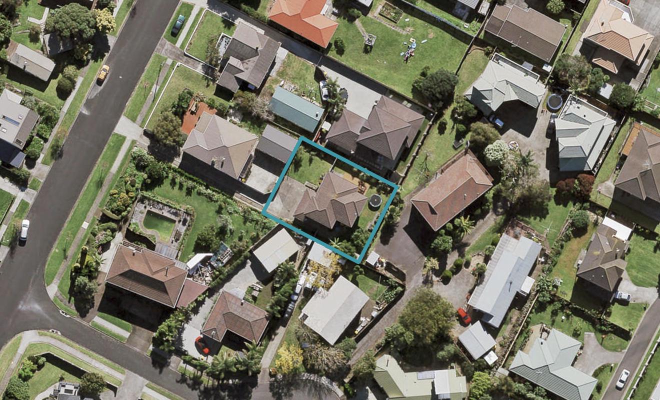 5A Seaforth Avenue, Mangere Bridge, Auckland - Carousel 1