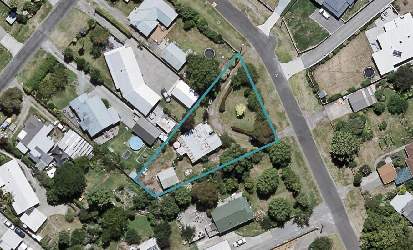 21 Grey Street, Bay View, Napier - Carousel 1