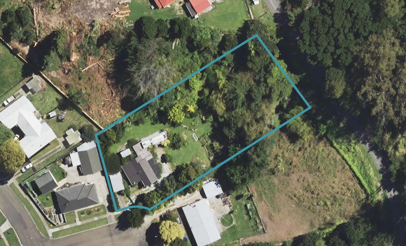 51 Lawrence Place, Outer Kaiti, Gisborne - Carousel 1