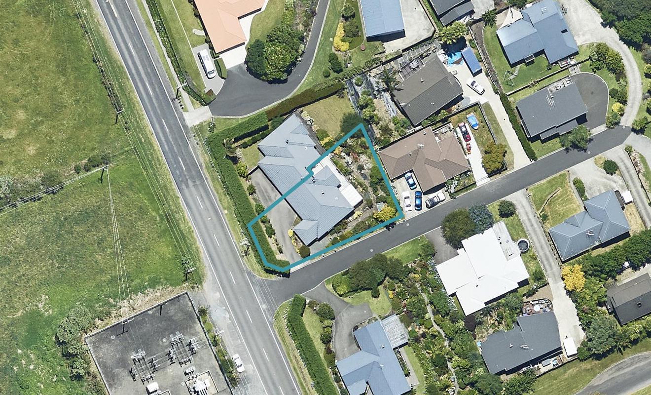 3 Cashmere Way, Welcome Bay, Tauranga - Carousel 1