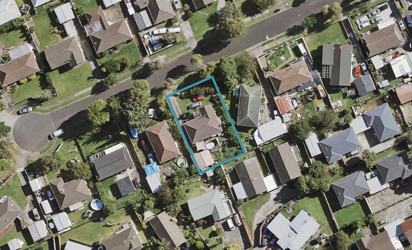 12 Benton Place, Manurewa, Auckland - Carousel 1