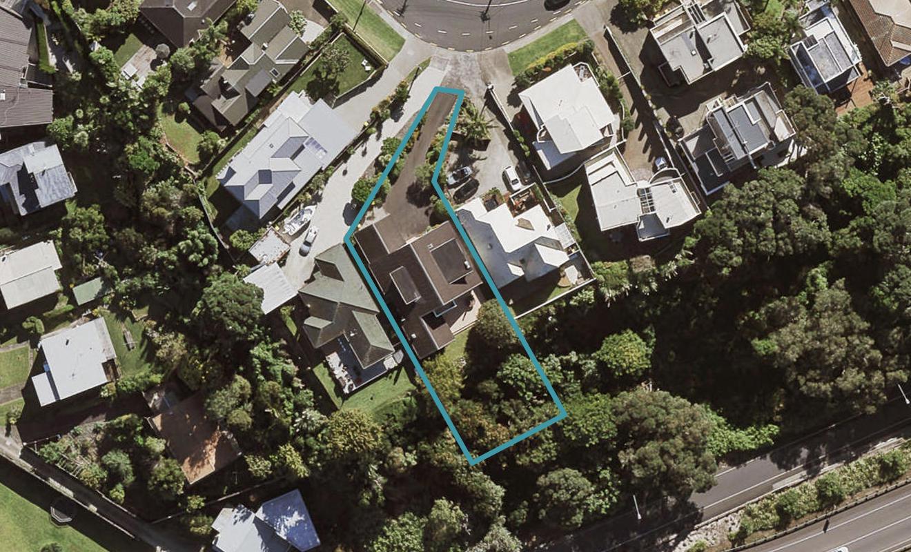 25 Sylvan Avenue, Northcote, Auckland - Carousel 1