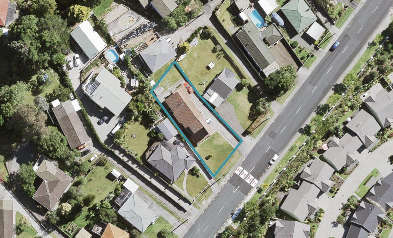 55 Avonleigh Road, Green Bay, Auckland - Carousel 1