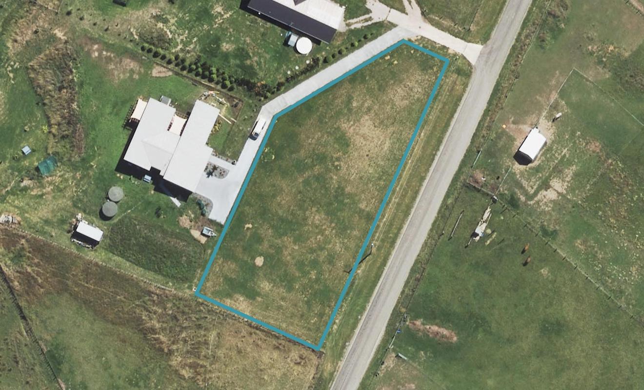 30 Scarlys Way, Okitu, Gisborne - Carousel 1