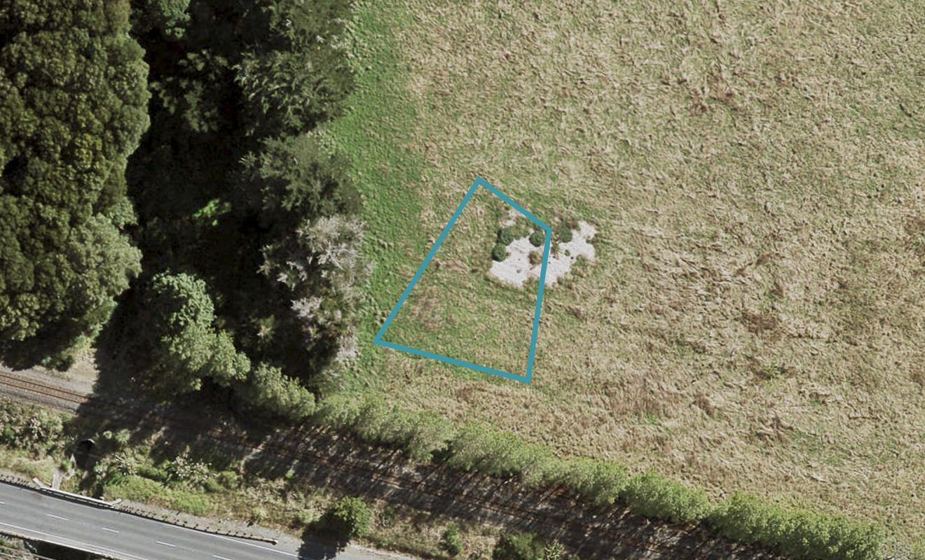 24 Mcindoe Road, Kumeu - Carousel 1