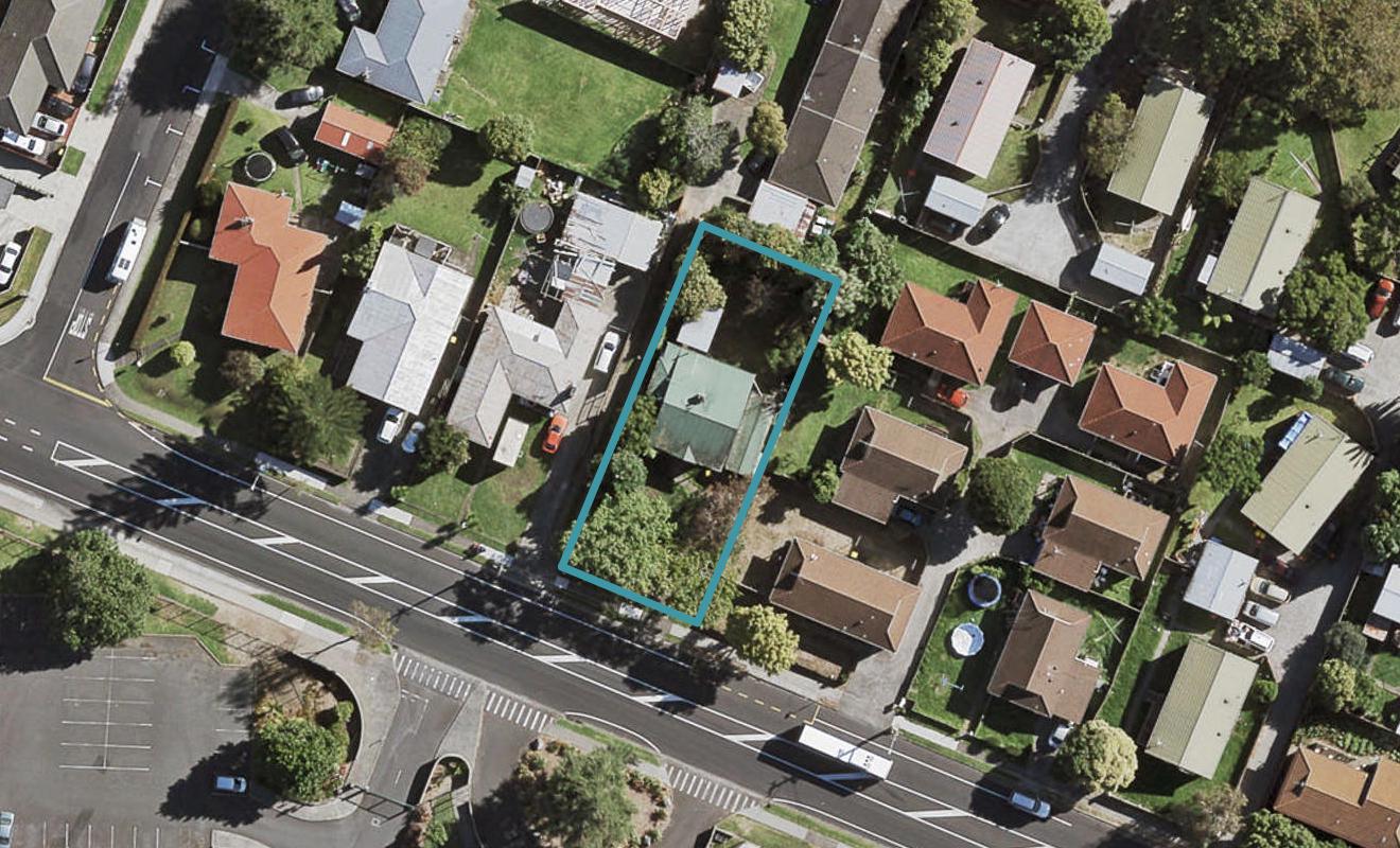 57 Russell Road, Manurewa, Auckland - Carousel 1