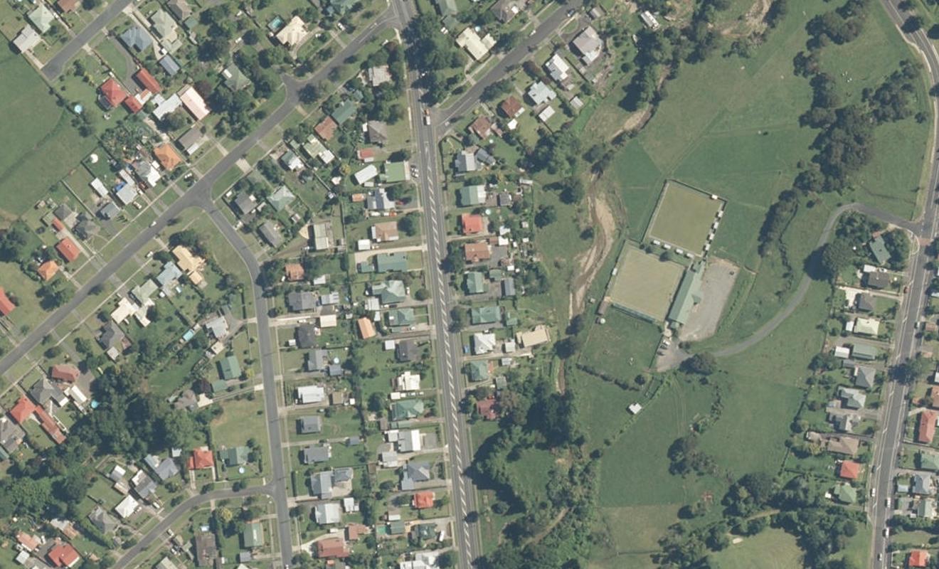 24 Centennial Avenue, Te Aroha, Te Aroha - Carousel 1