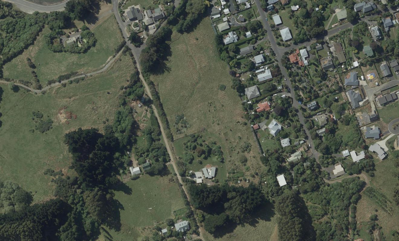 8 Batham Way, Broad Bay, Dunedin - Carousel 1