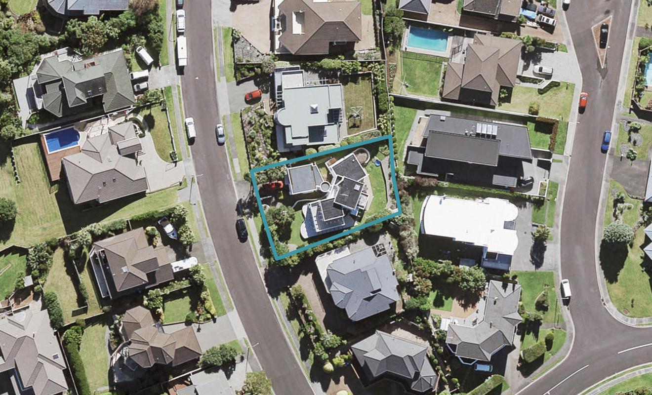 7 Marco Polo Avenue, Lynfield, Auckland - Carousel 1