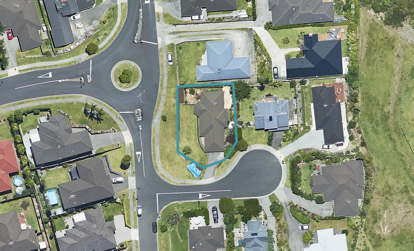 1 Goldfinch Place, Welcome Bay, Tauranga - Carousel 1