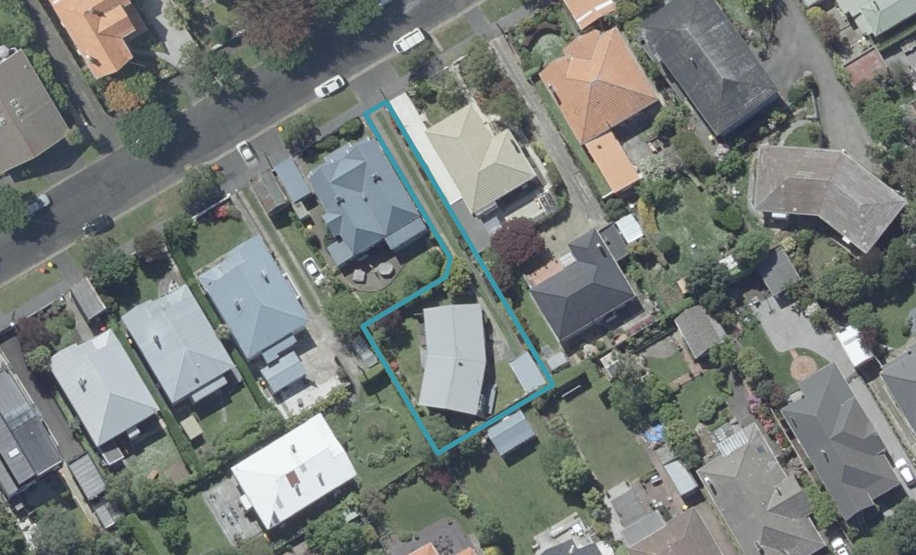 15A Hobson Street, Saint Clair, Dunedin - Carousel 1