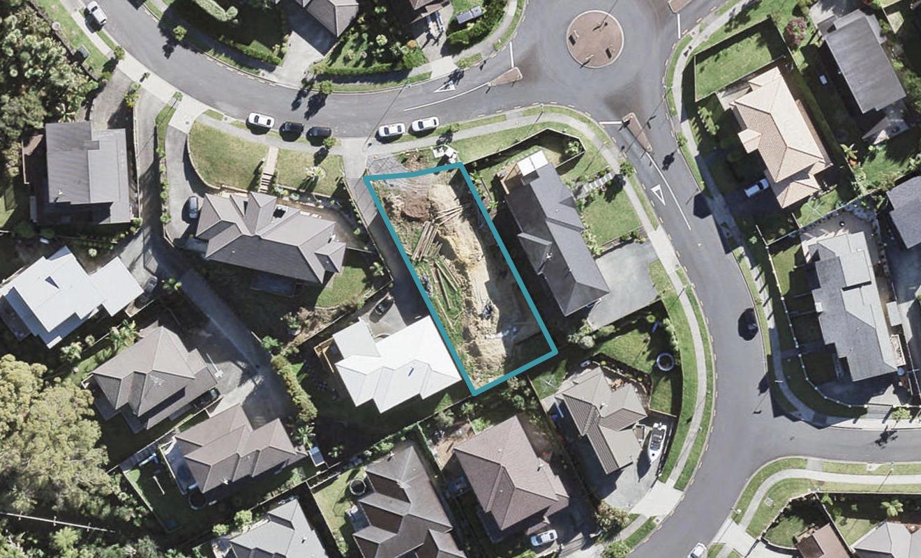 4 Borneo Drive, Fairview Heights, Auckland - Carousel 1