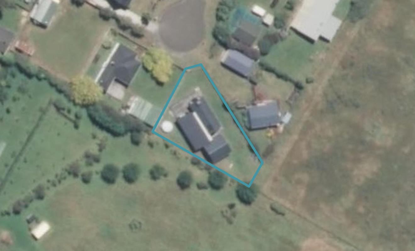 5 Mavis Avenue, Waikawa Beach, Levin - Carousel 1