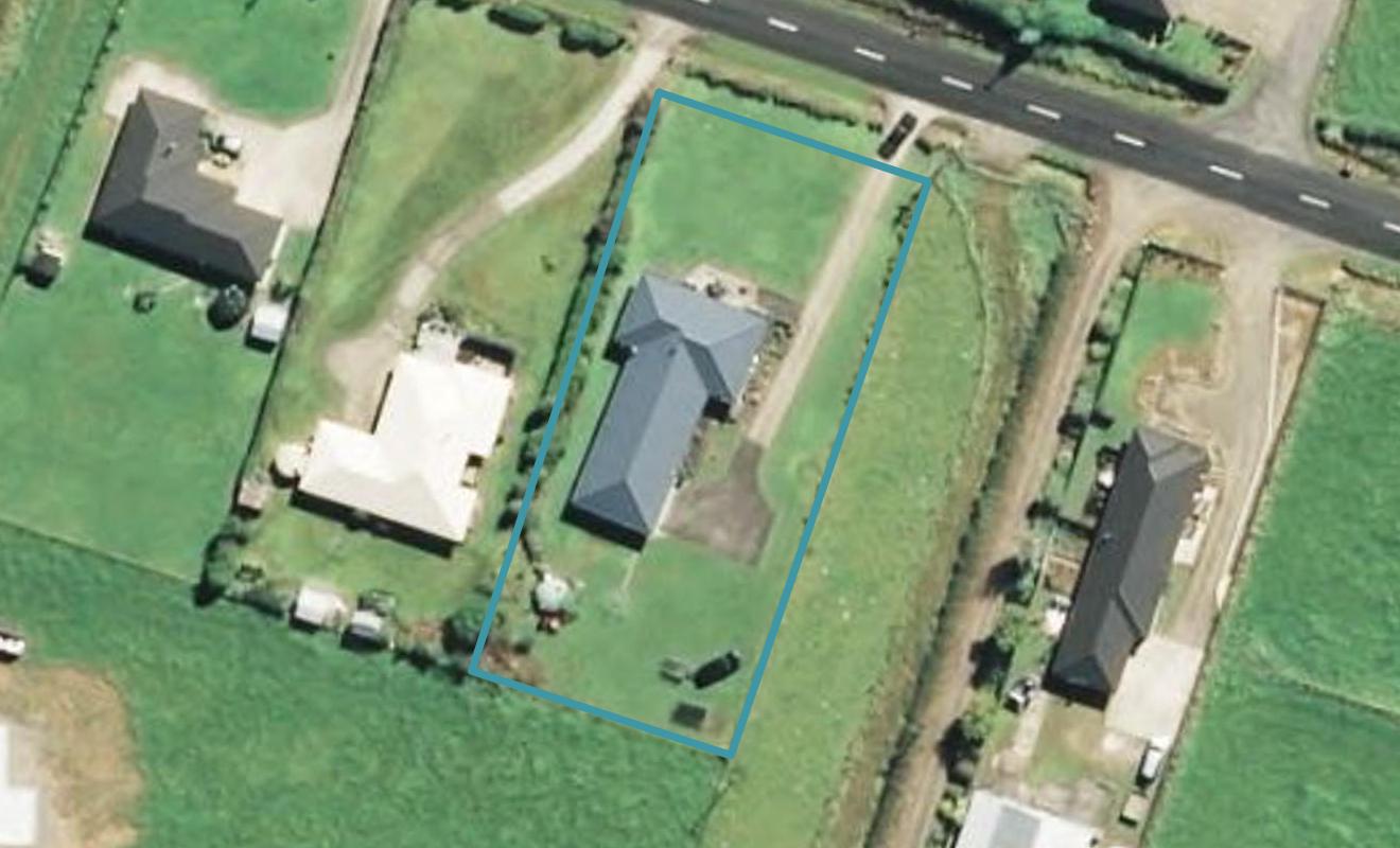 251R Pembroke Road, Stratford - Carousel 1