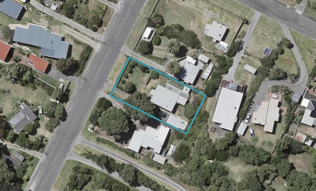 32 Ngaio Street, Otaki Beach, Otaki - Carousel 1