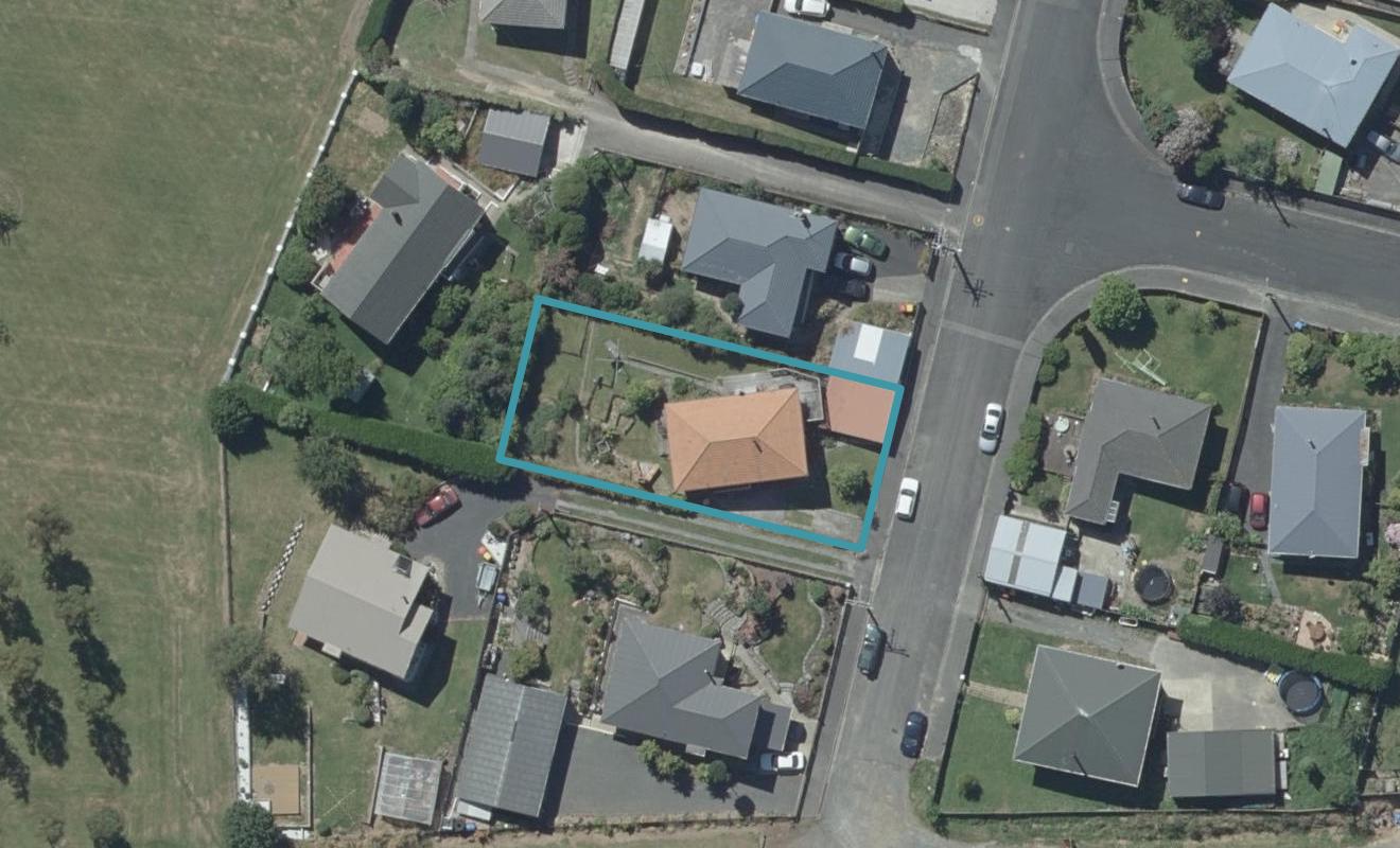 32 Travis Street, Brockville, Dunedin - Carousel 1