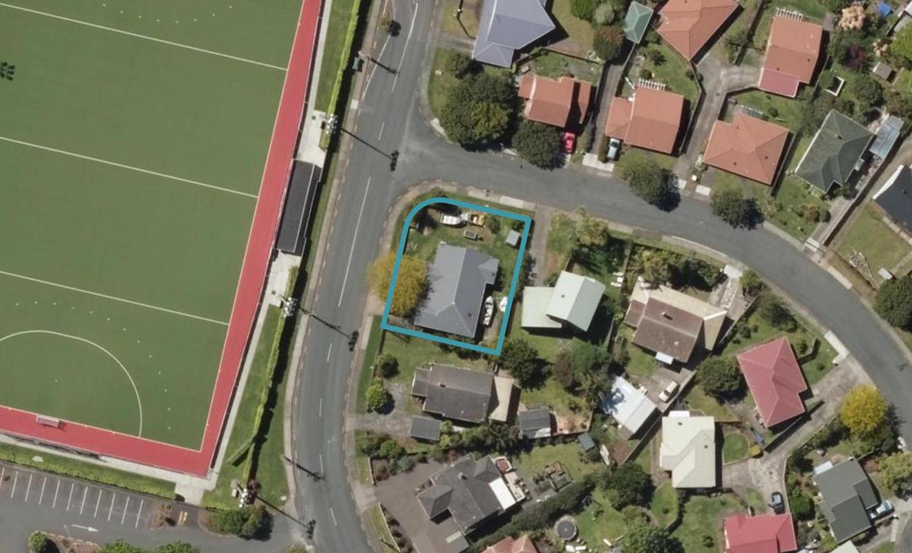 48 Park Avenue, Kensington, Whangarei - Carousel 1