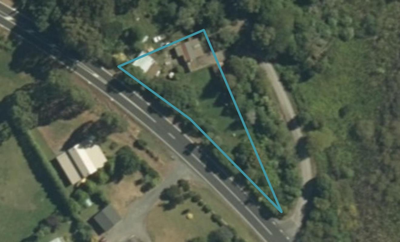 9 Wharf Road, Turangi - Carousel 1