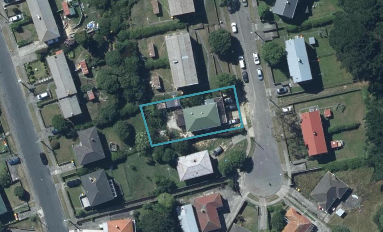 20 Worcester Place, Cannons Creek, Porirua - Carousel 1
