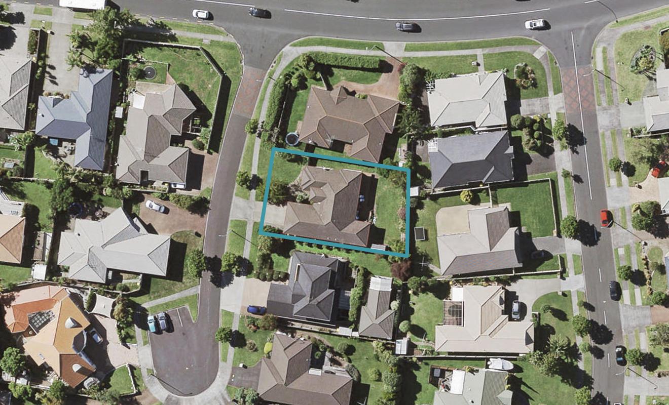6 Campian Place, Golflands, Auckland - Carousel 1